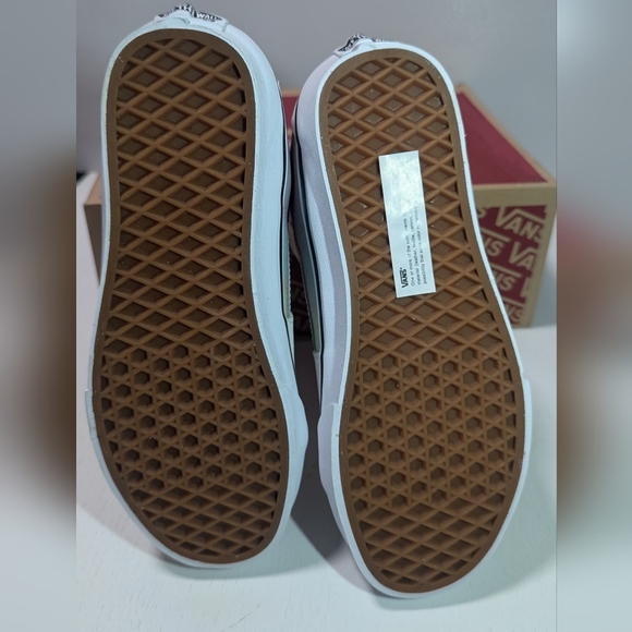 VANS Aura Shift Sk8-Hi Women's Sneakers - Picture 7 of 9